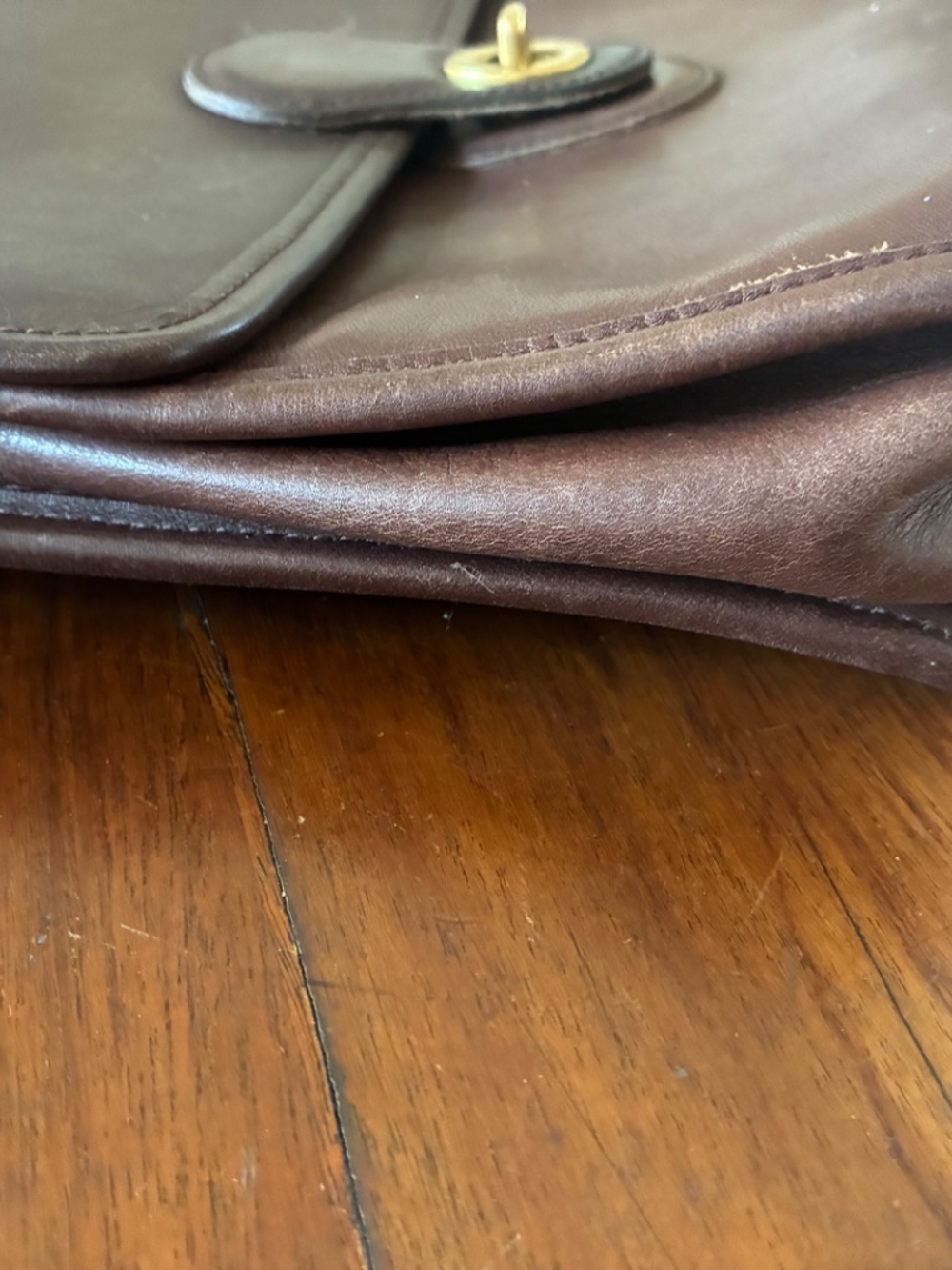 Vintage Coach Mahogany 9927 Willis Bag - Picture 10 of 16